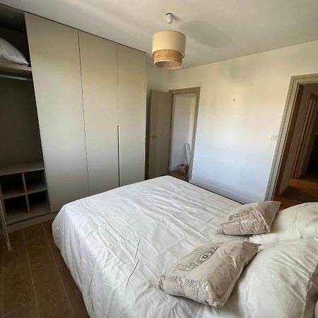 Minois Appartement Saint-Genet-Lerpt Buitenkant foto