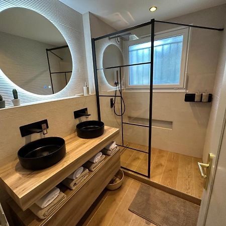 Minois Appartement Saint-Genet-Lerpt Buitenkant foto
